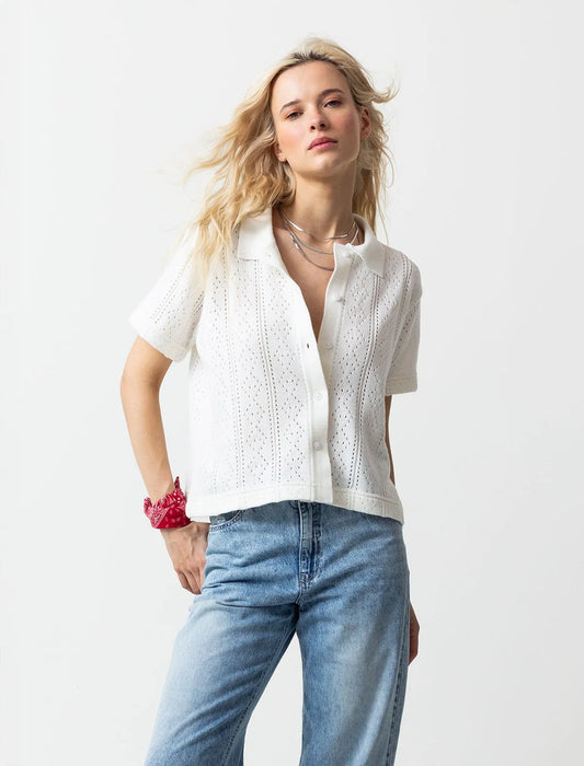 Classic collar knit shirt