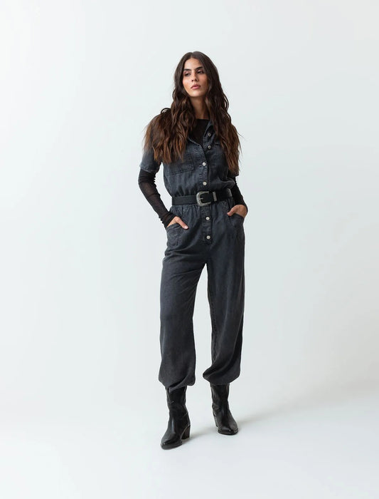 Short - Sleeved Jumpsuit